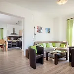 Draga With Sea View, Terrace & Parking Διαμέρισμα